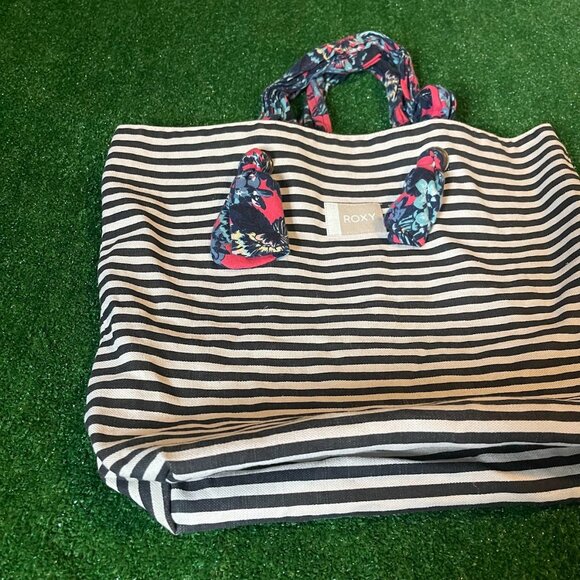 Roxy Act Together Canvas Black Stripes Floral Patterned Handles Tote Handbag Bag - Picture 4 of 13
